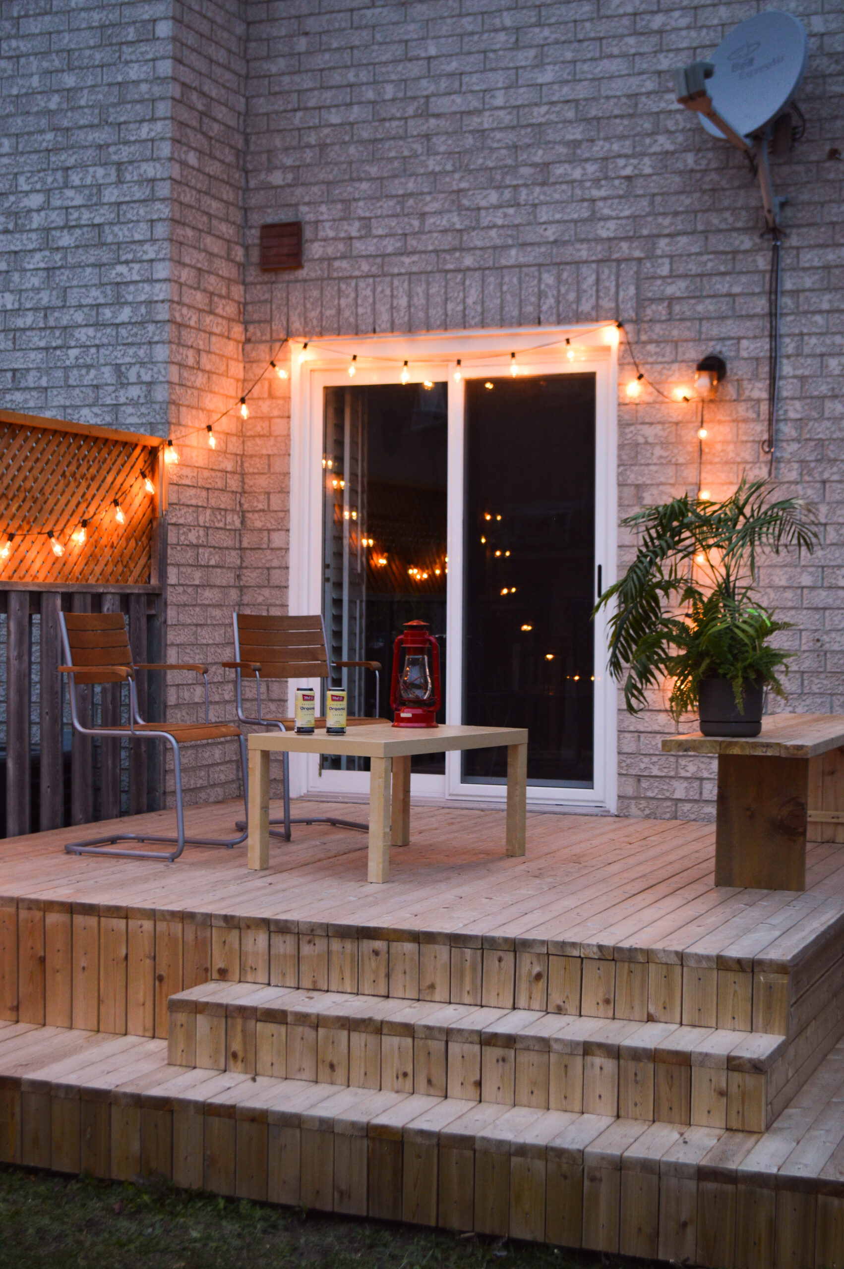 Markham Deck